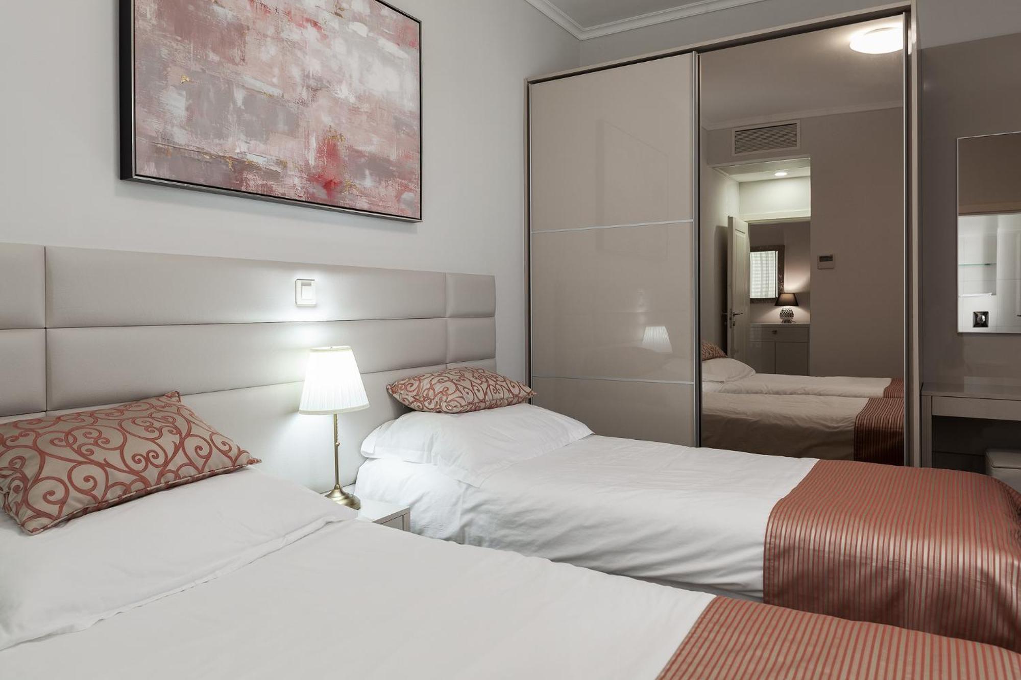 Deluxe Apartments Vila Carissa Малинска Номер фото